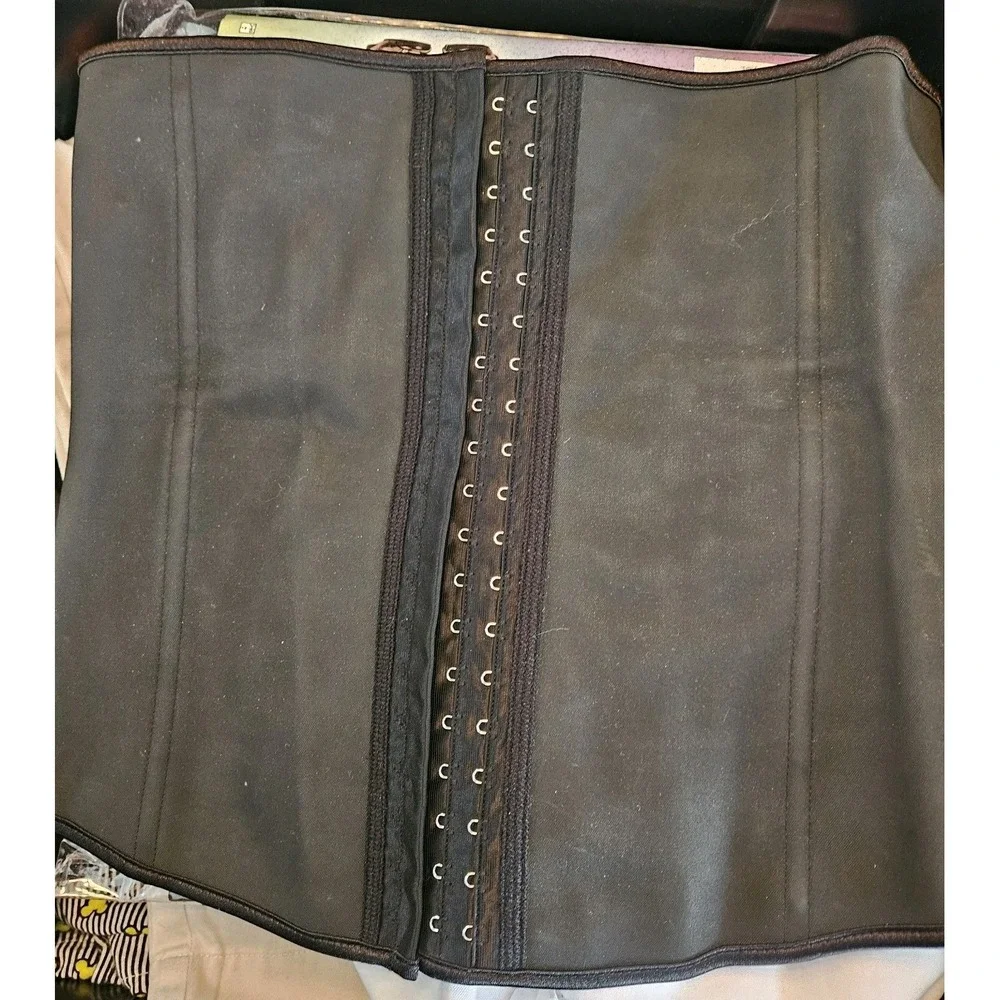 Waist Trainer Corset‎ Latex Size Large Black Mild Boning Adjustable Hook & Eye